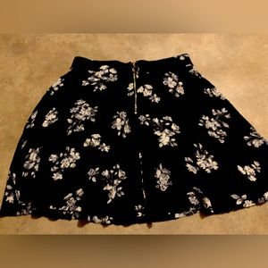 Flower Old Navy skirt